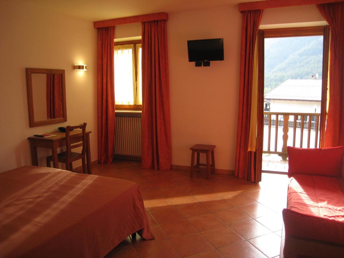Casalpina Don Barra Hotel Pragelato Eksteriør billede