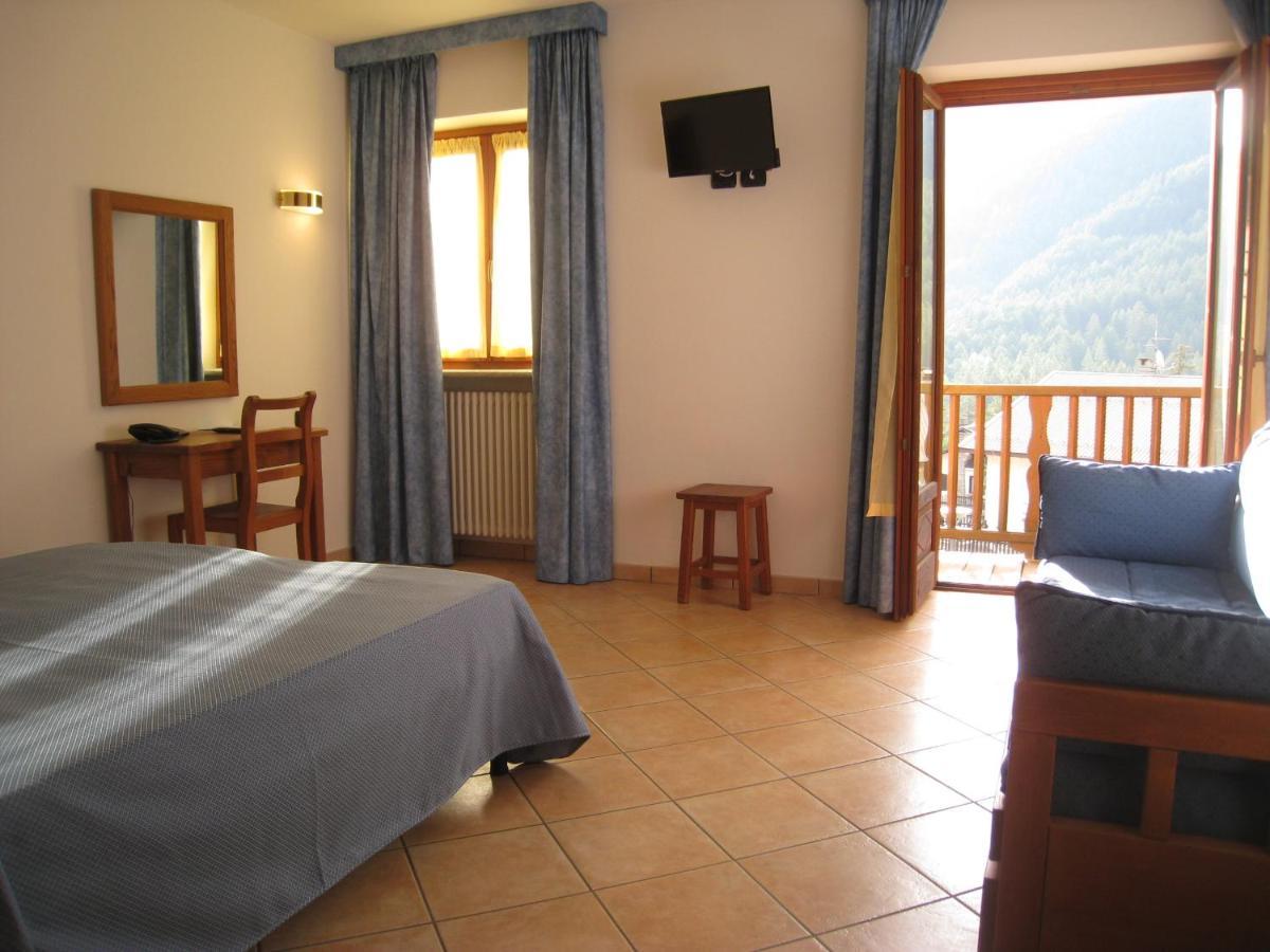 Casalpina Don Barra Hotel Pragelato Eksteriør billede