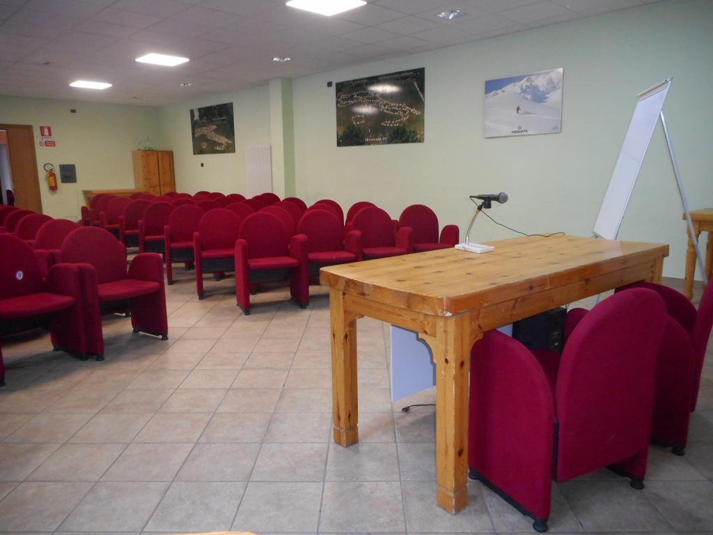Casalpina Don Barra Hotel Pragelato Eksteriør billede