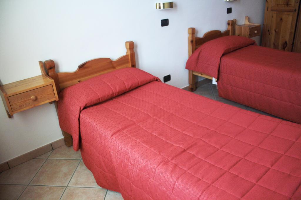 Casalpina Don Barra Hotel Pragelato Eksteriør billede