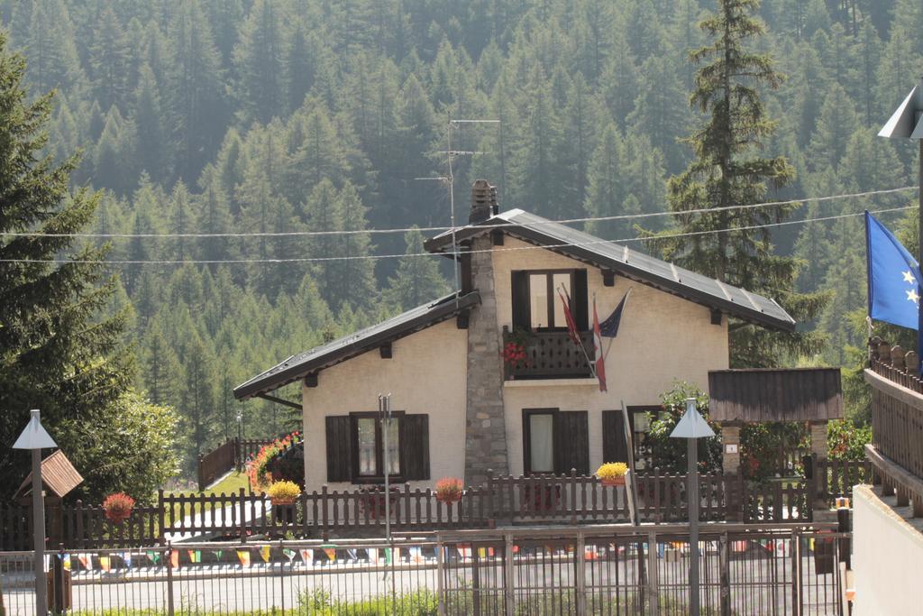 Casalpina Don Barra Hotel Pragelato Eksteriør billede