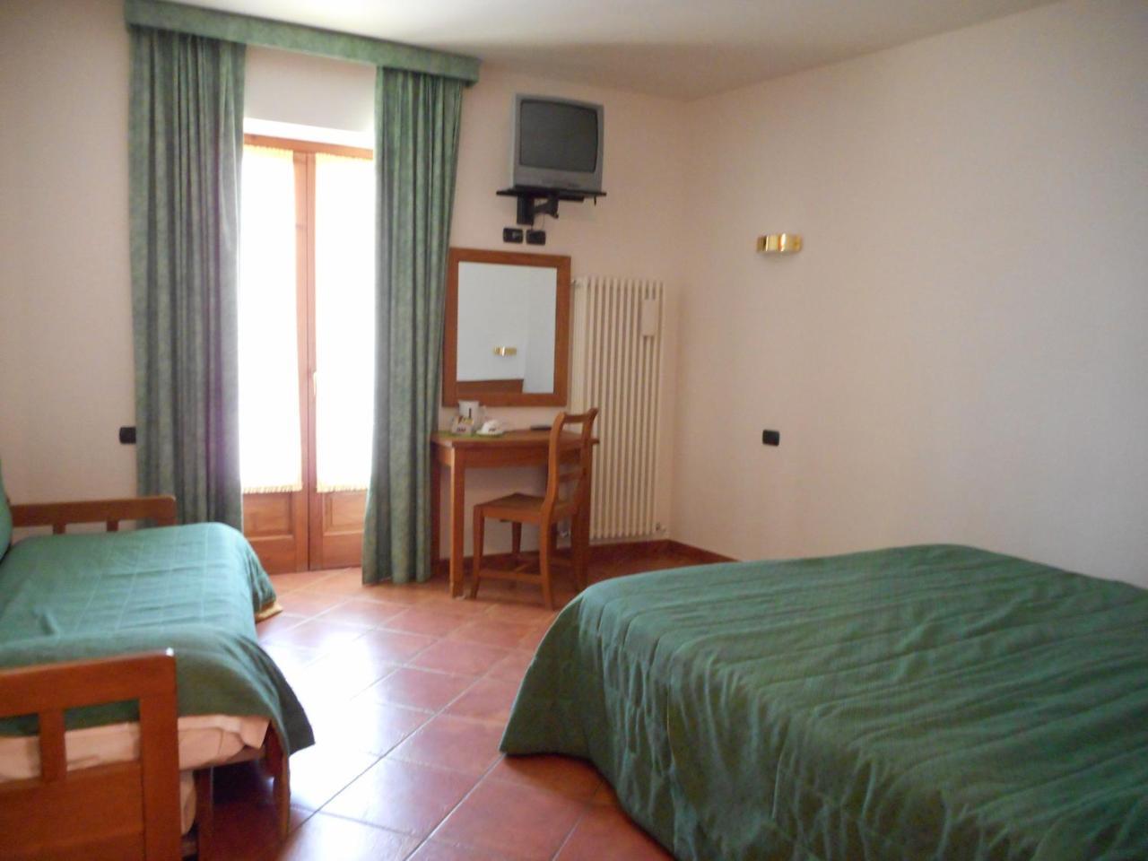 Casalpina Don Barra Hotel Pragelato Eksteriør billede